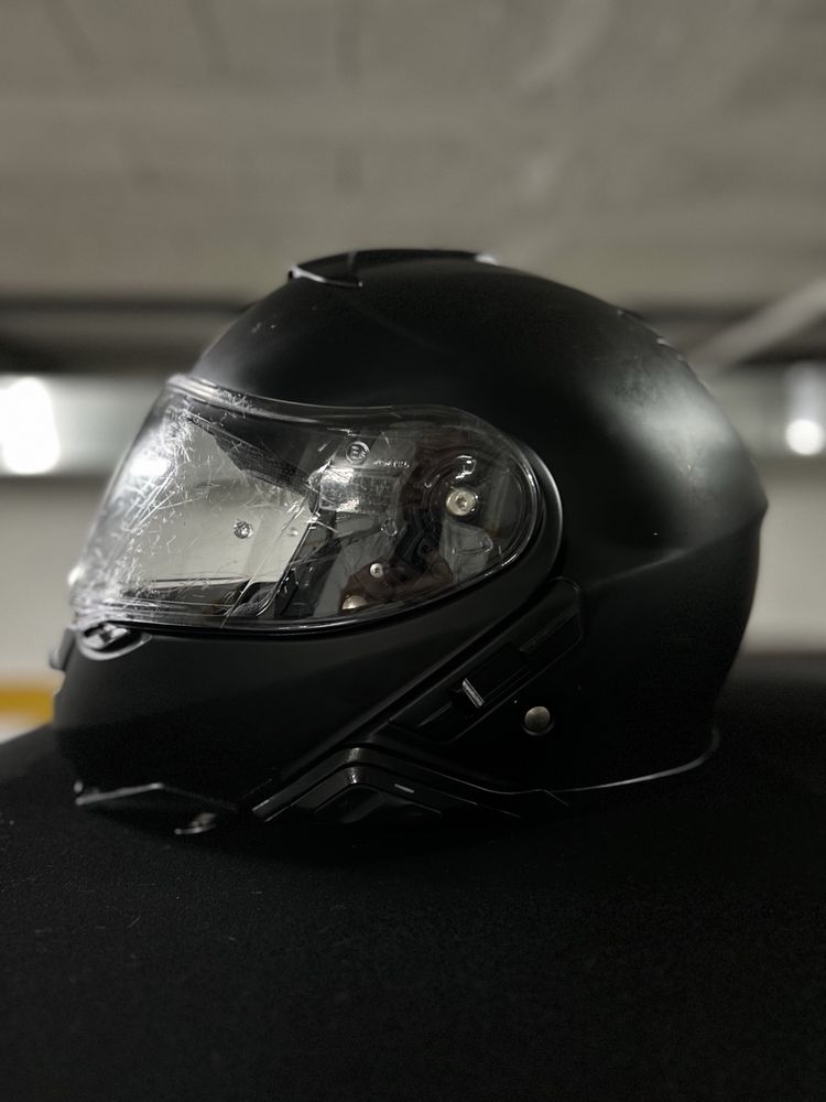 Shoei NEOTEC 2 XL com intercom Sena