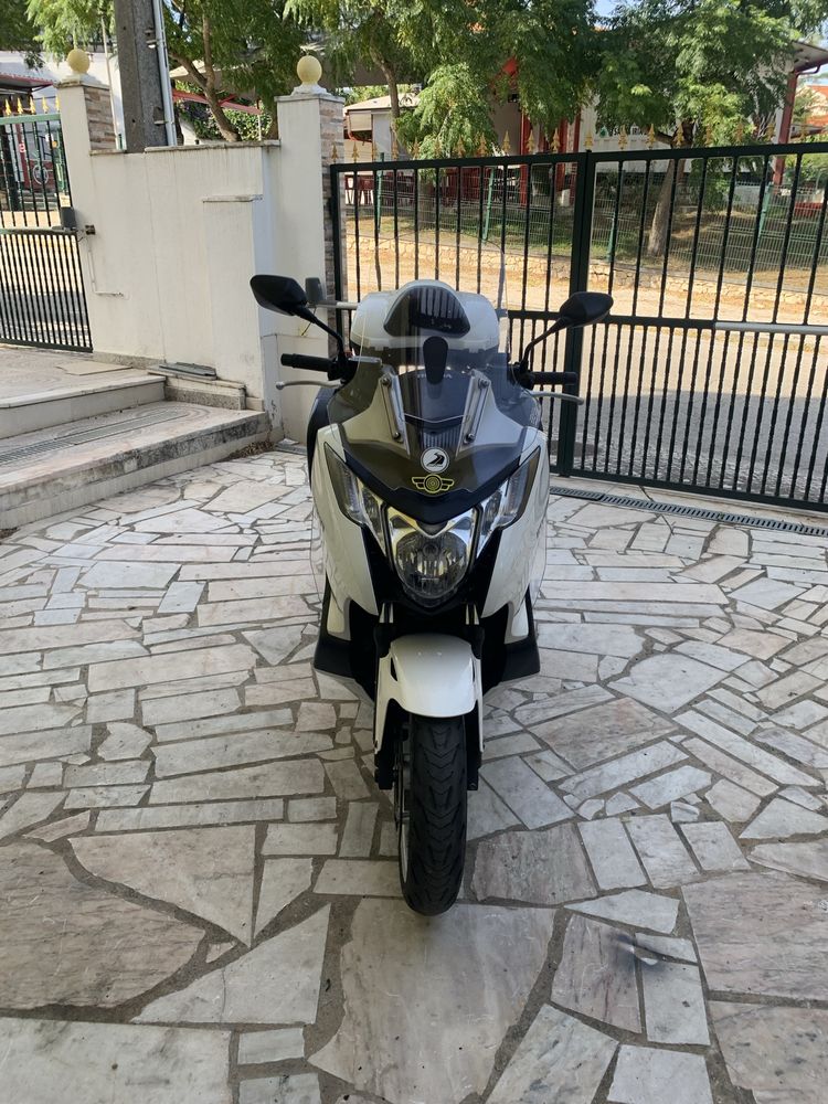 Honda integra 700