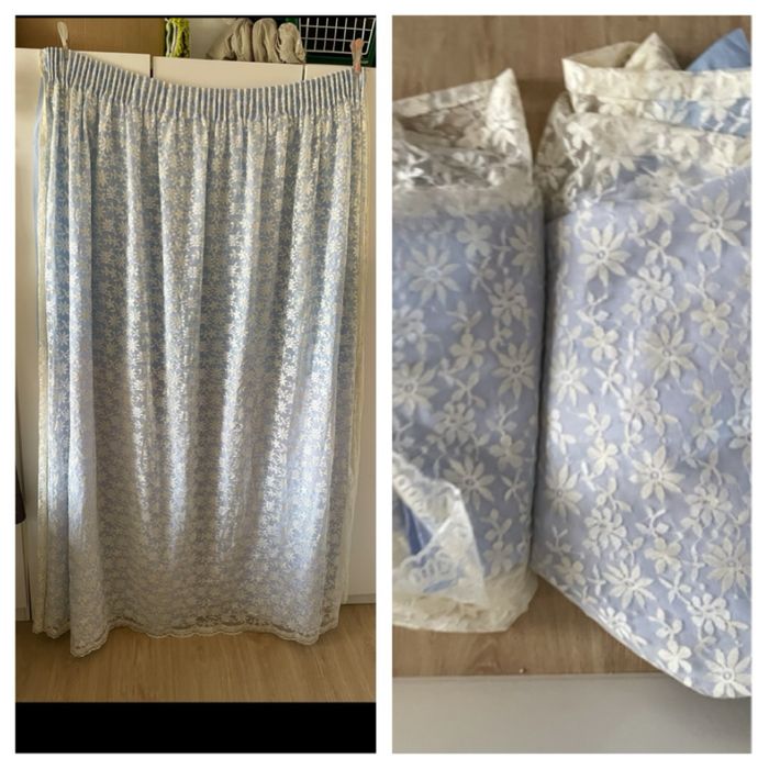 Cortinas vintage renda beje e azul
