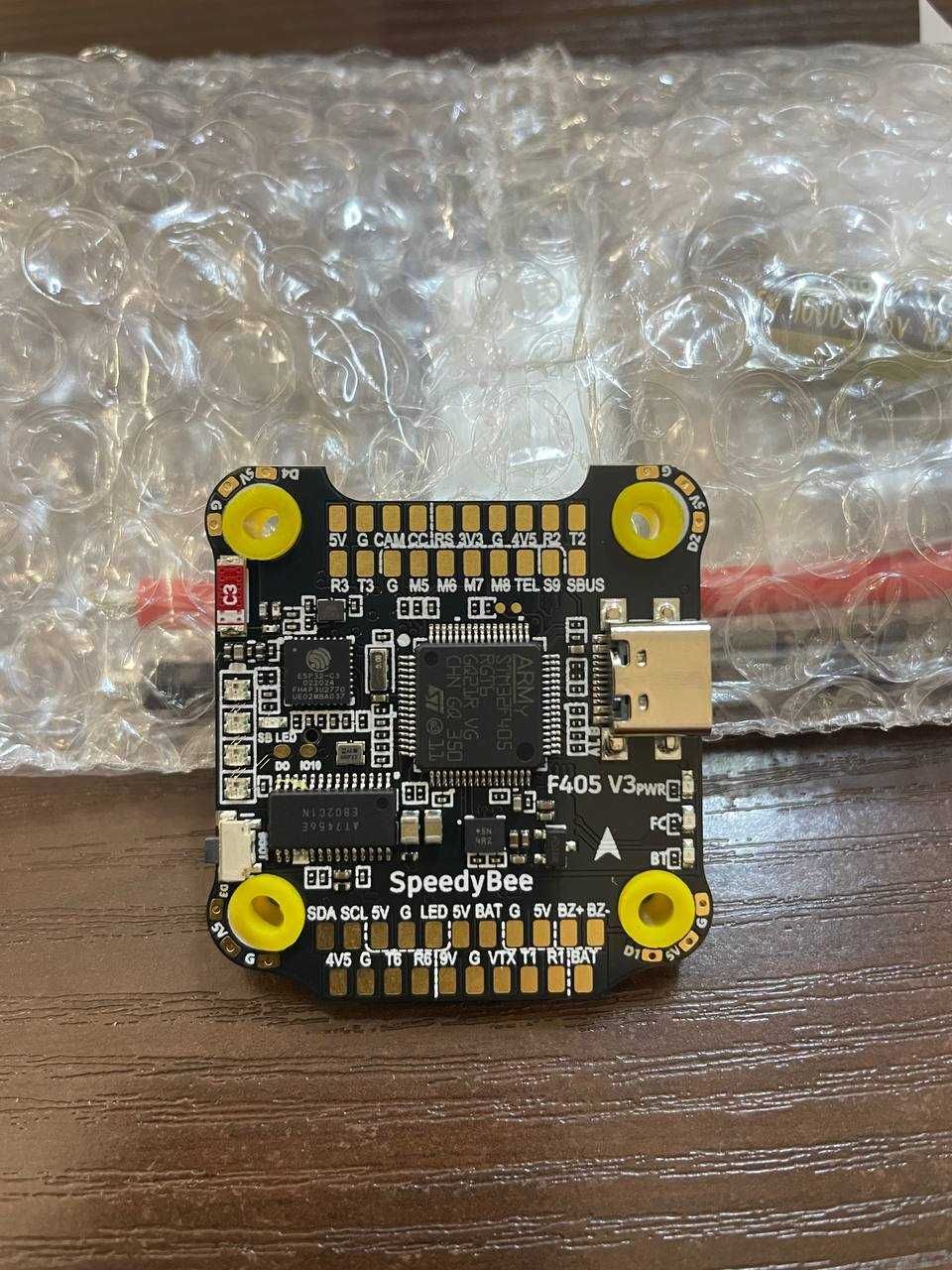 Польотний стек SpeedyBee F405 V3