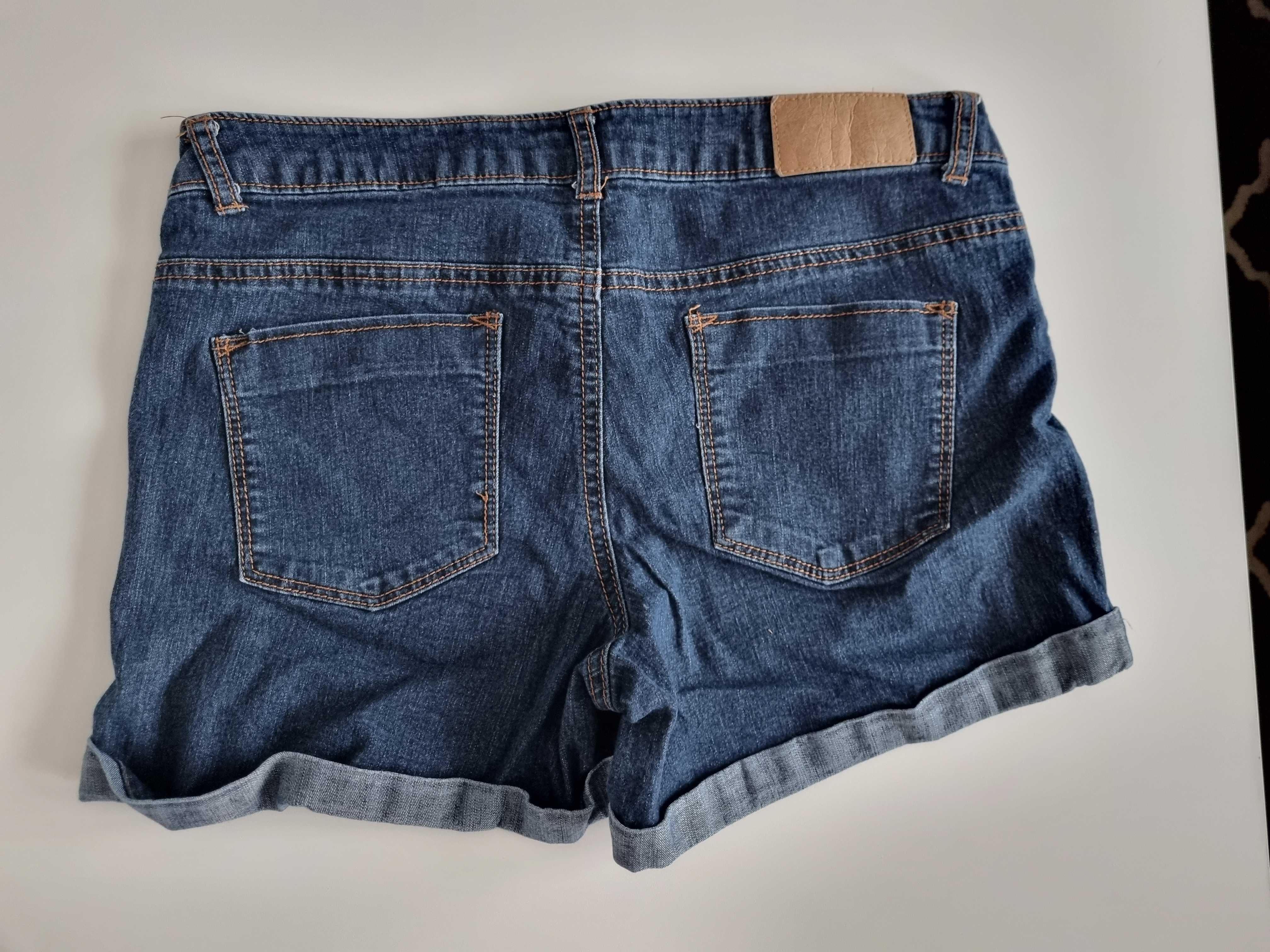 Jeansowe shorty Denim 40(L)