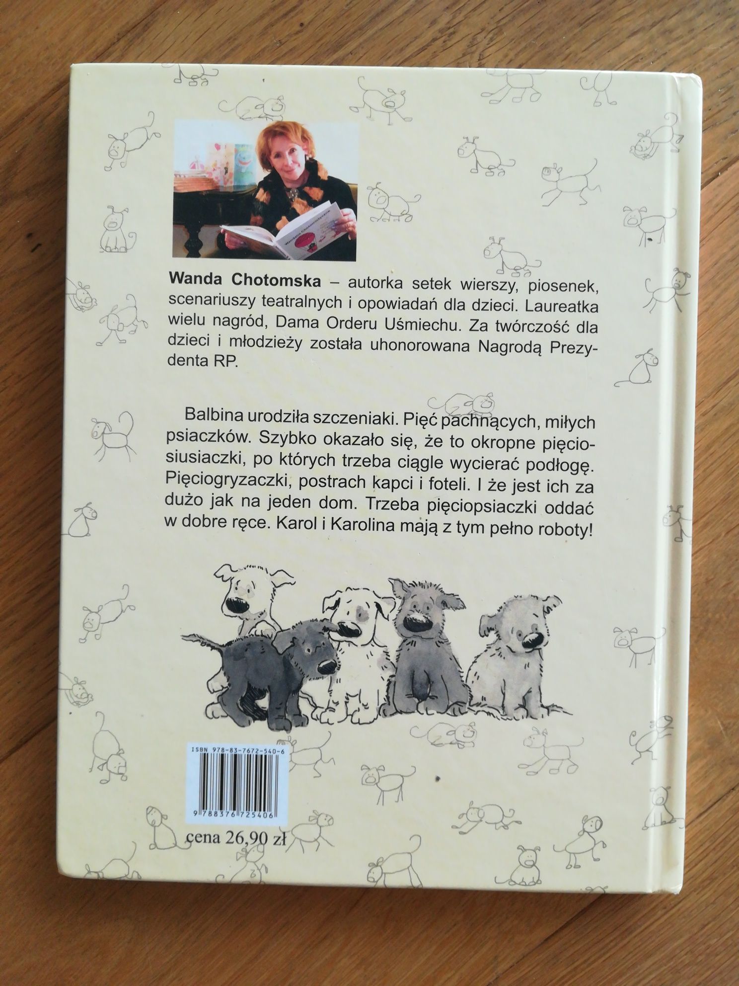 Książka pięciopsiaczki