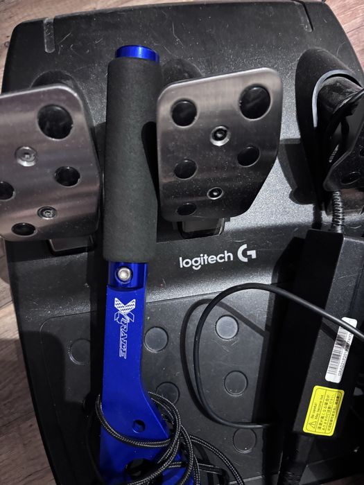 Logitech G29 + Shifter + Hydrołapa