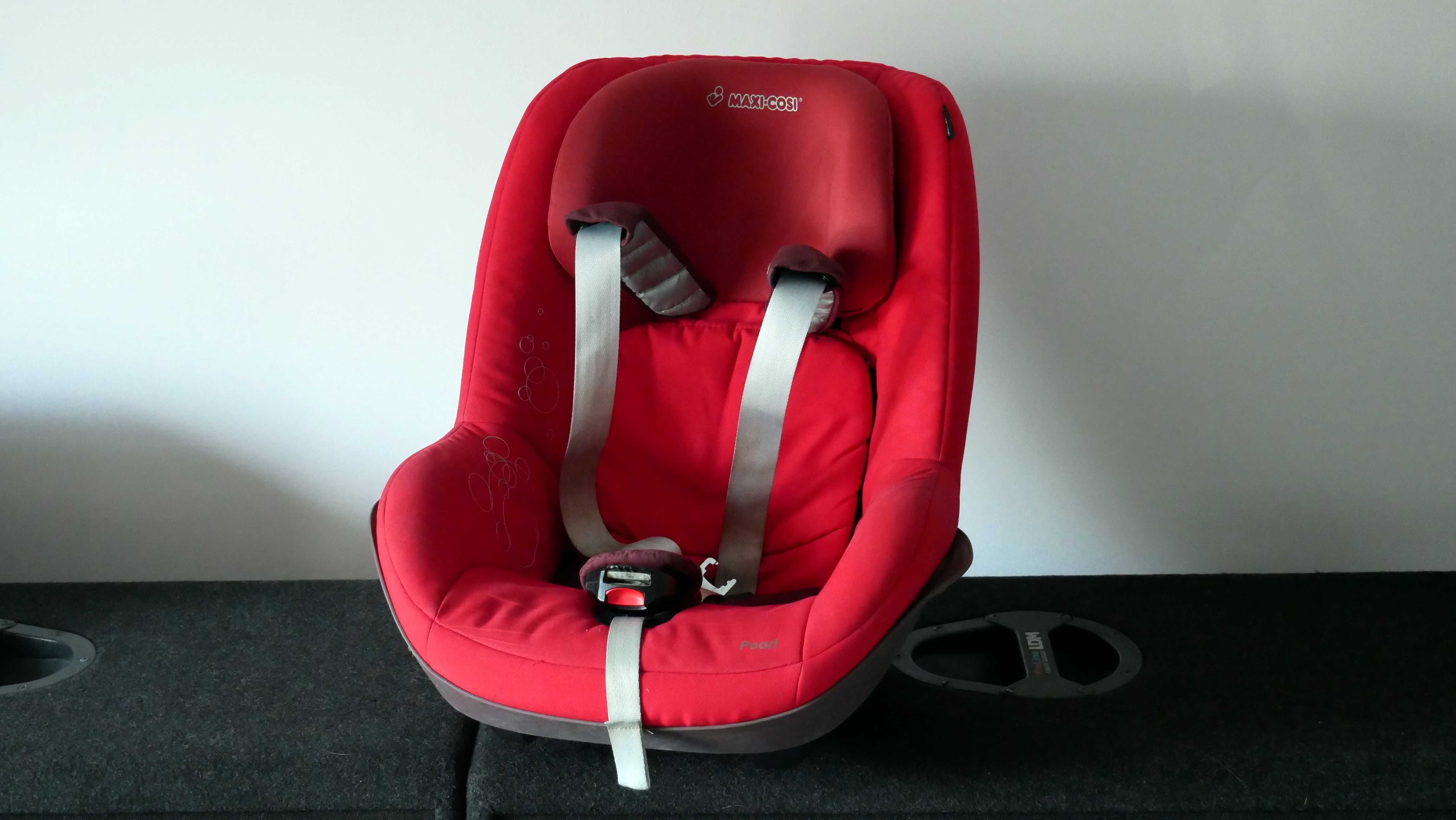 Fotelik Maxi Cosi 9-18kg bardzo dobry stan