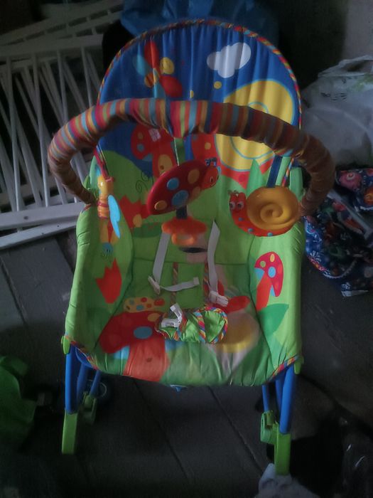 Leżak dziecięcy na płozach