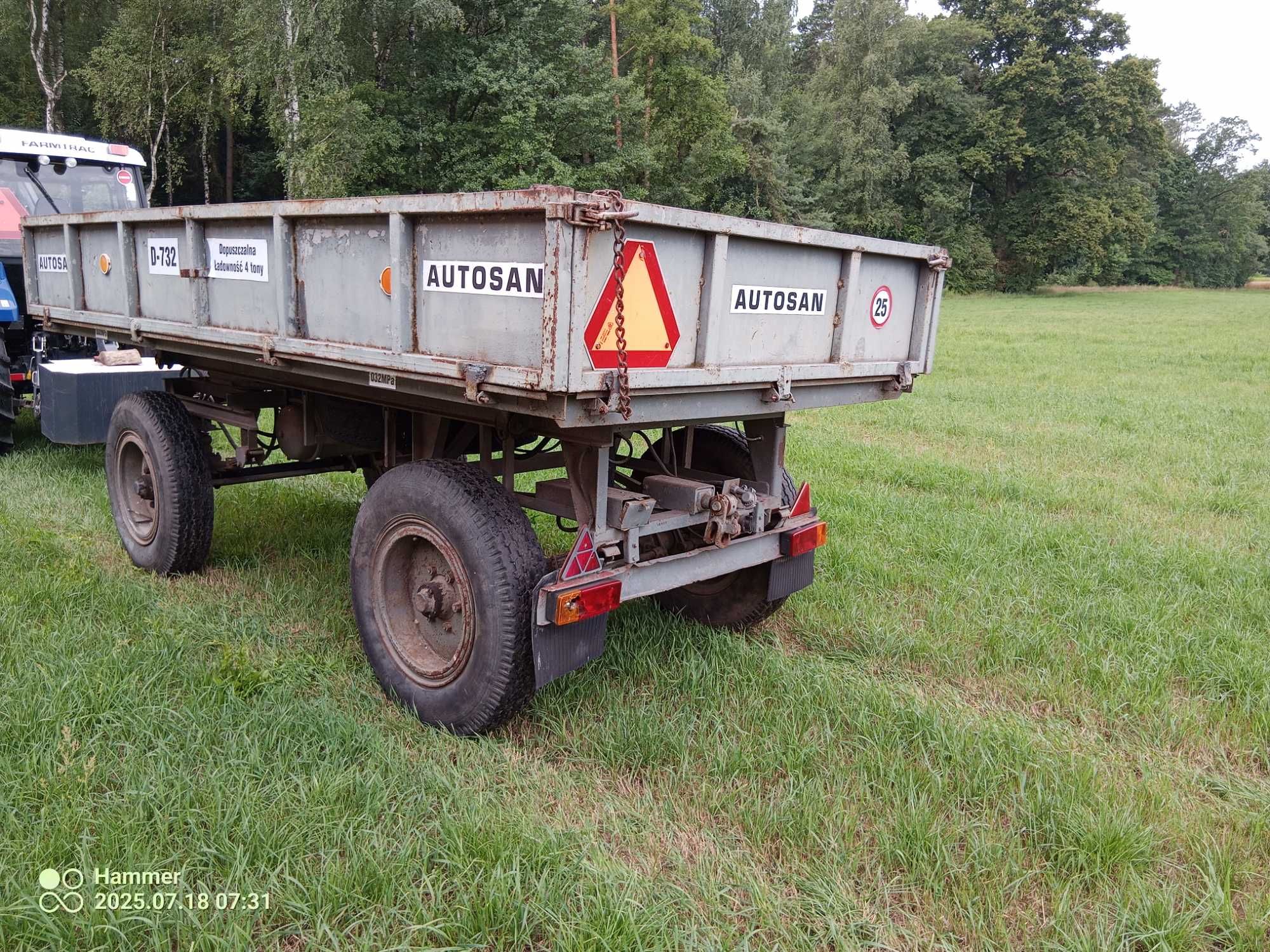 Przyczepa wywrotka d732 w dobrym stanie