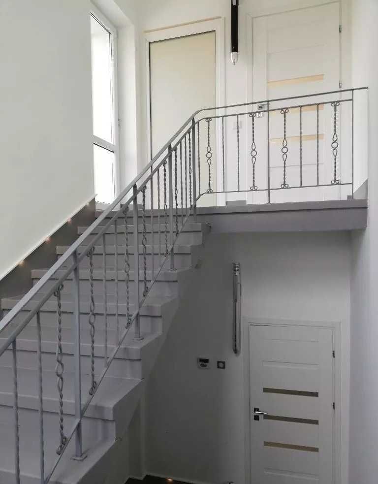 Piastów - wysoki standard, 5 pokoi, działka 1300m2
