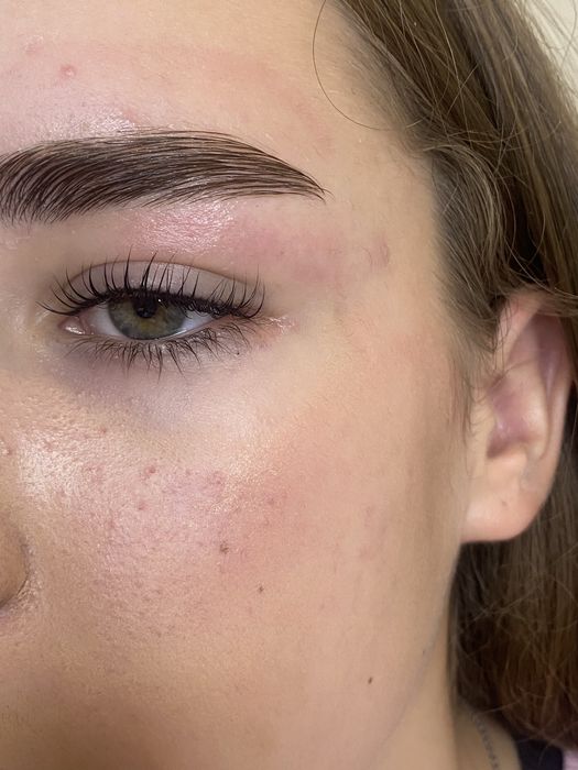 Ламінування вій та брів