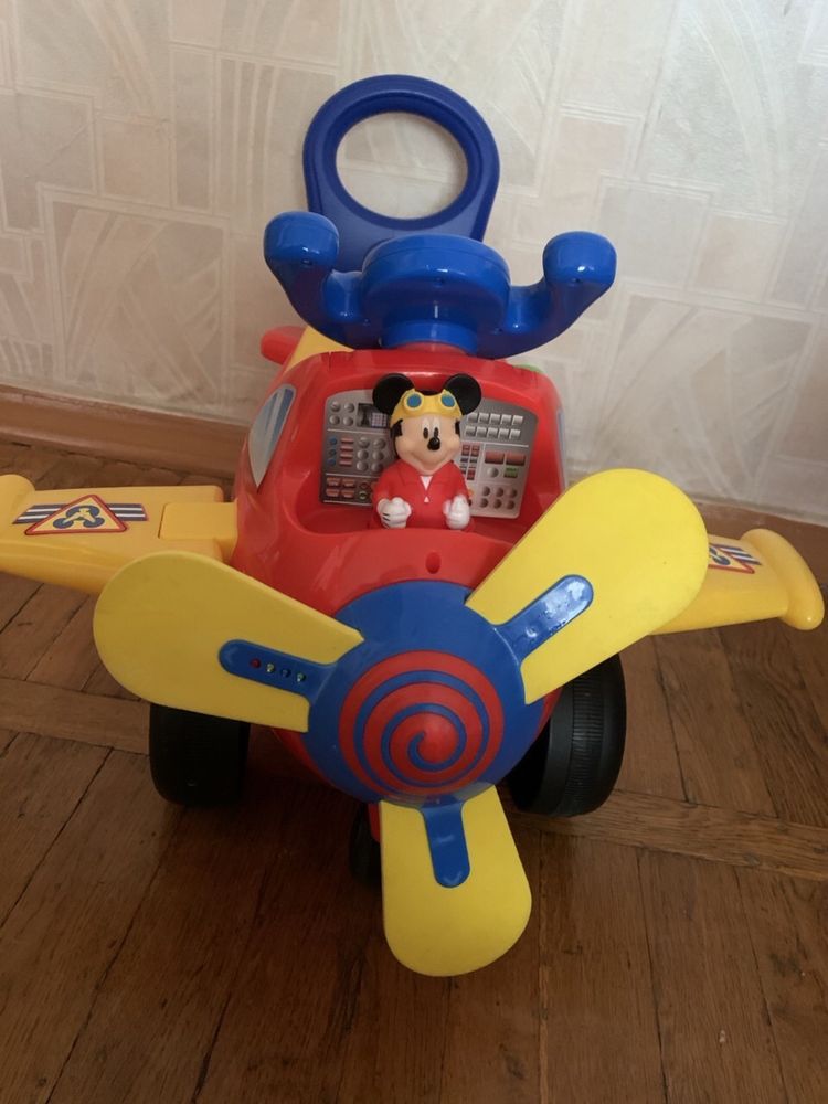 Игрушка самолет для детей