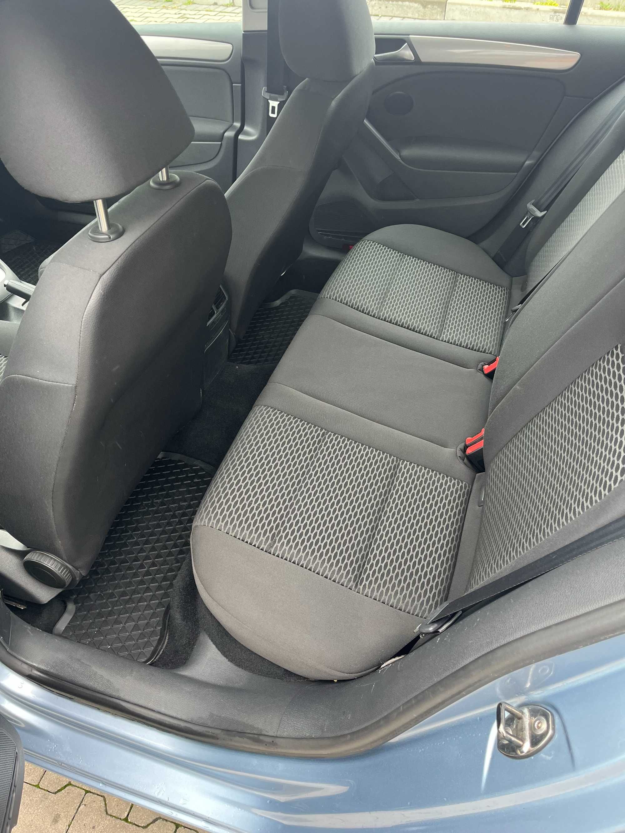 Volkswagen Golf VI 1.6mpi DSG automat