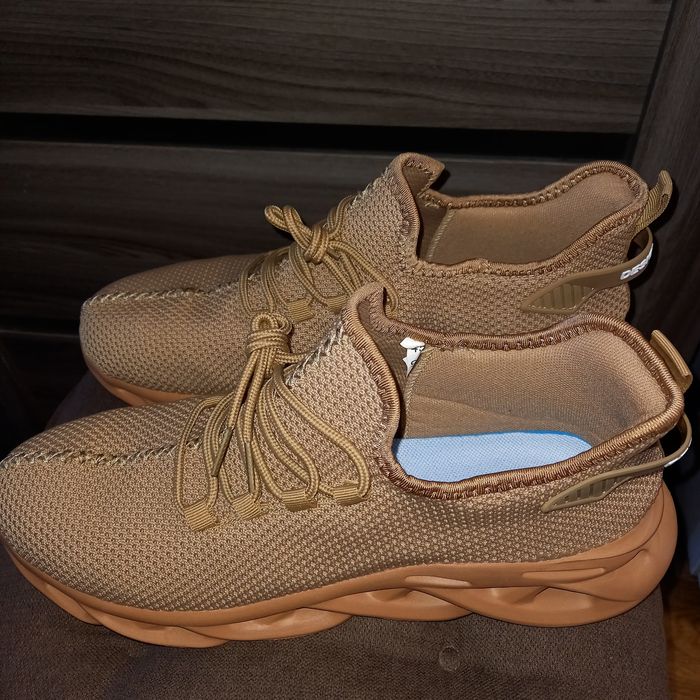 Чоловічі кросівки/мокасини