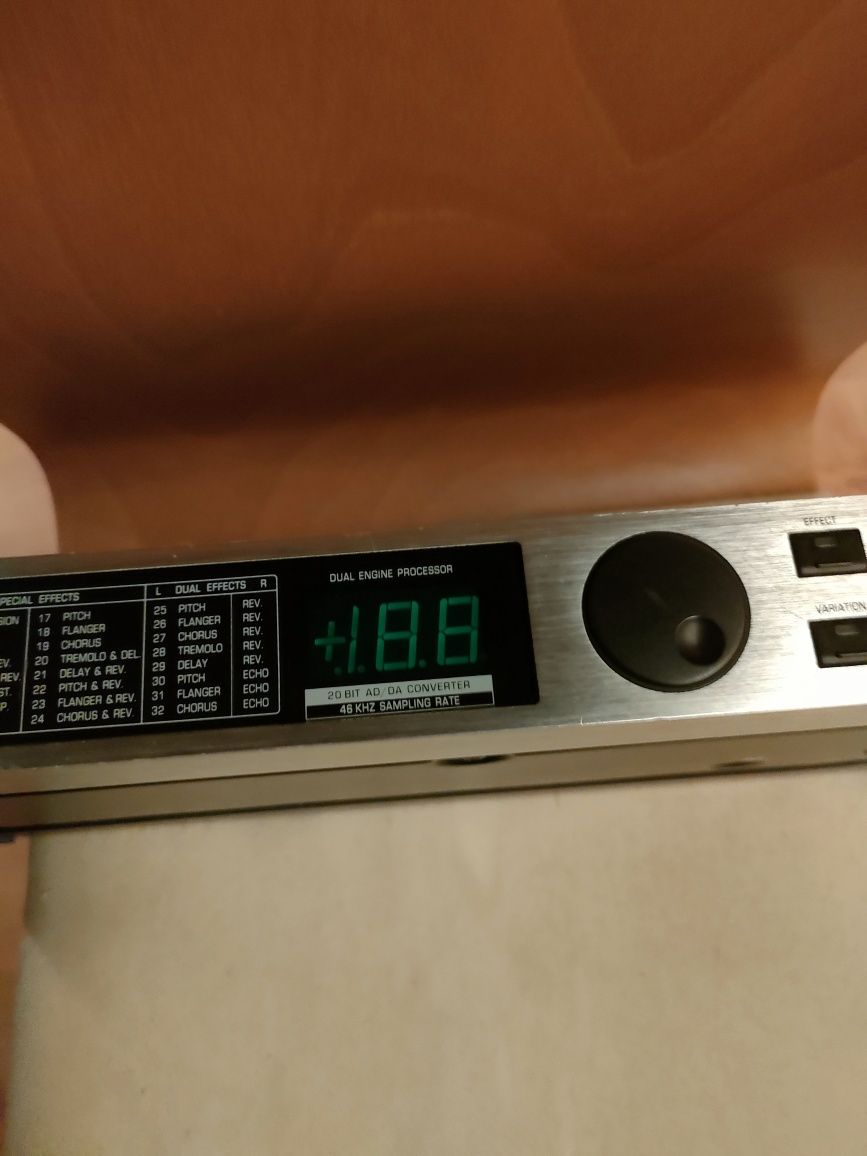 Virtualizer Pro DSP 1000 Behringer