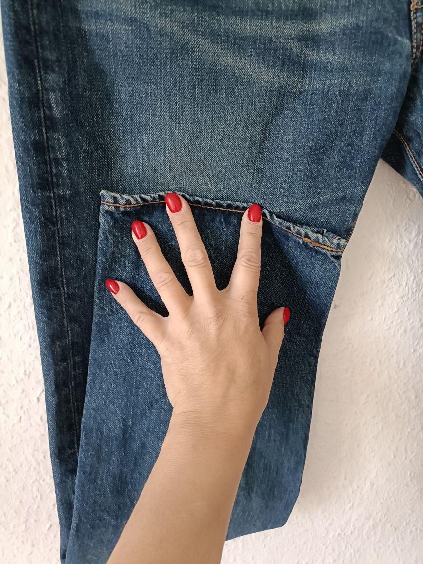 Klasyczne męskie spodnie jeansowe prosta nogawka Levi's 501 W32 L30