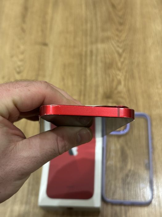 Продам Iphone 13 128 гб red все оригінал акб 79%
