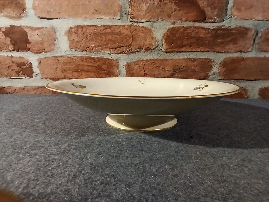 Patera na stopce Rosenthal Camelia +, Śliczna