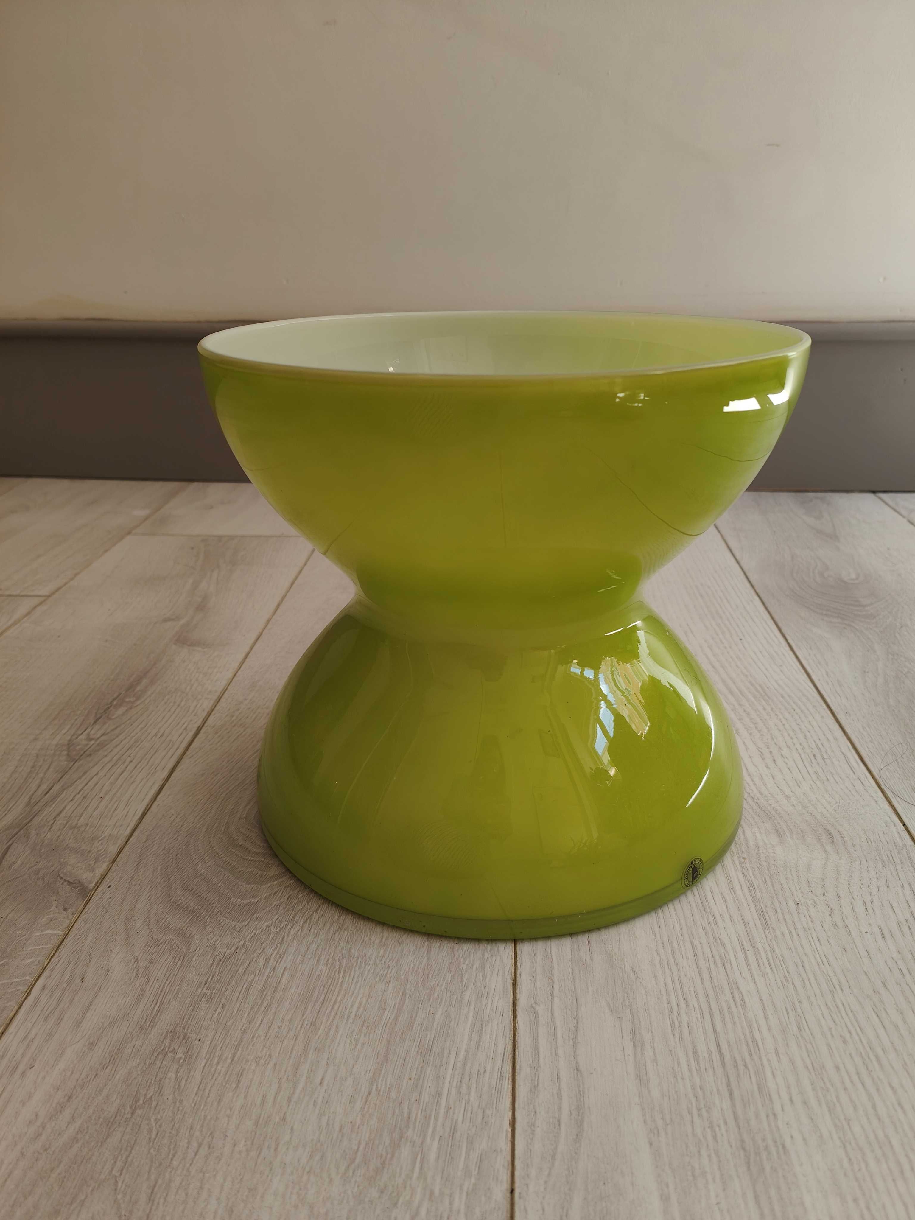 Jarra em vidro verde (handmade by IKEA)