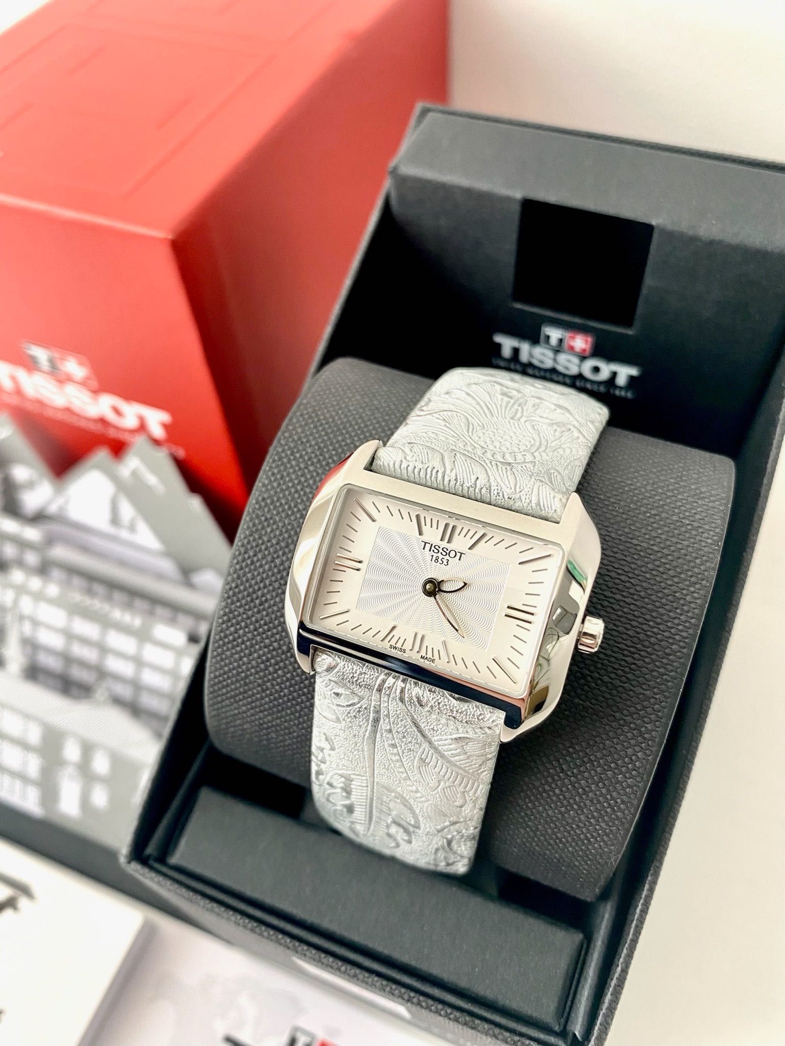 TISSOT PR 100 Lady Жіночий швейцарський годинник женские часы тисо