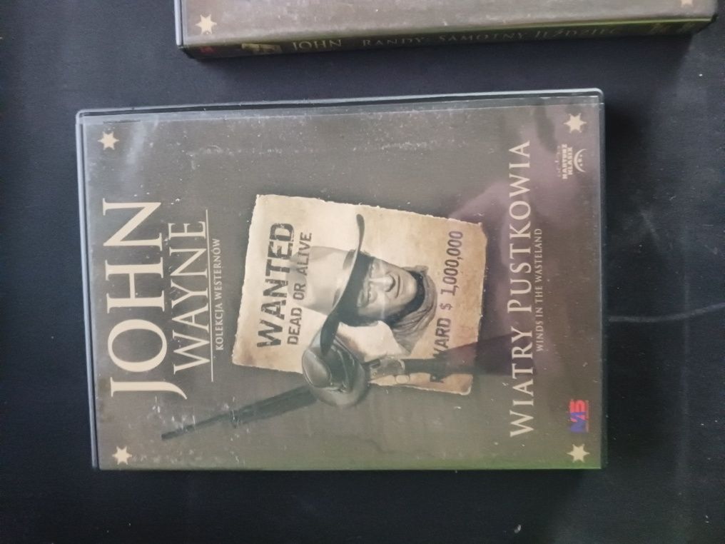 John wayne więcej w opisie