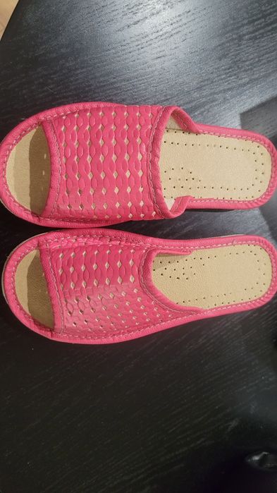 Nowe kapcie  dla dzieci 35 góralalskie skóra