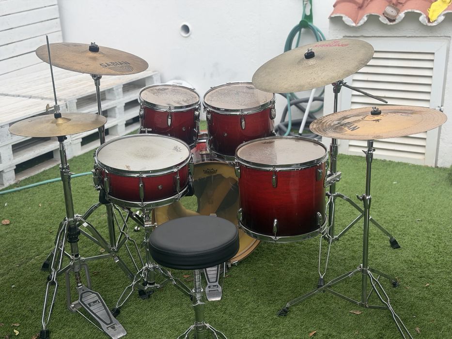 Bateria Acústica Pearl Export Completa Pratos Sabian e Meinl