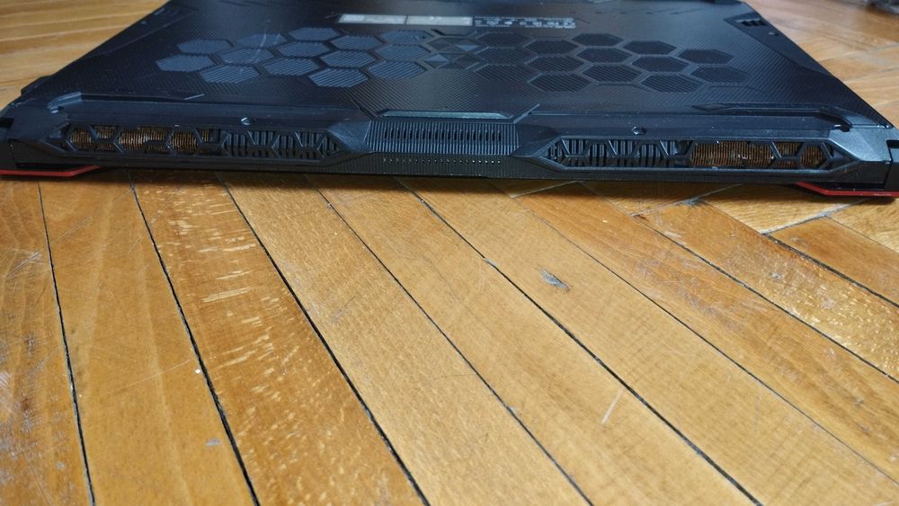 Ryzen 9 4900h, GTX 1660ti, Asus Tuf gaming a17