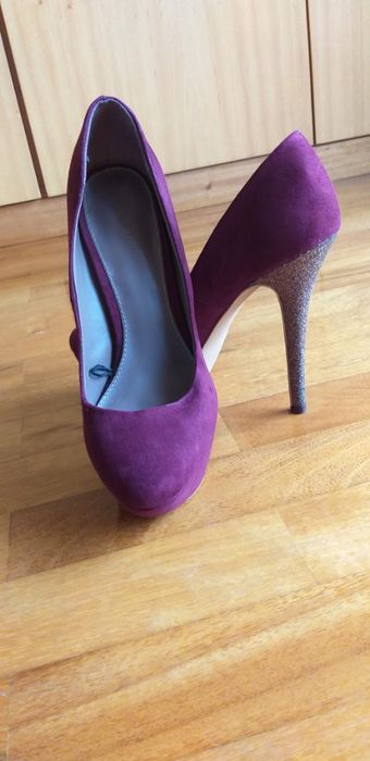 Vendo Sapato tacão
