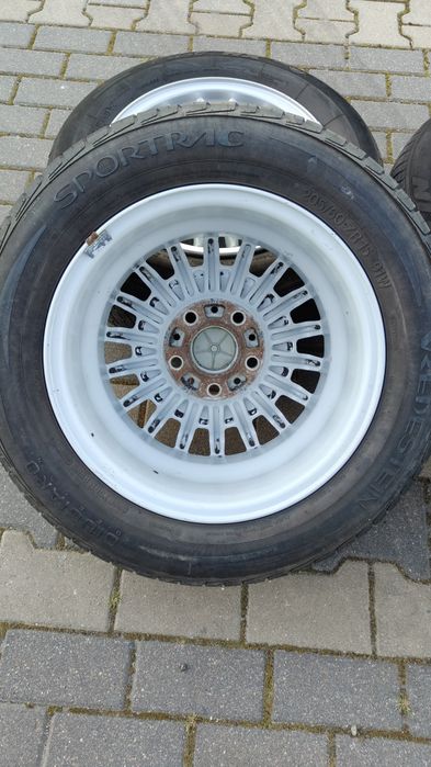 BMW E36 / 5x120 / 15 / 7J / ET47 / igły /
