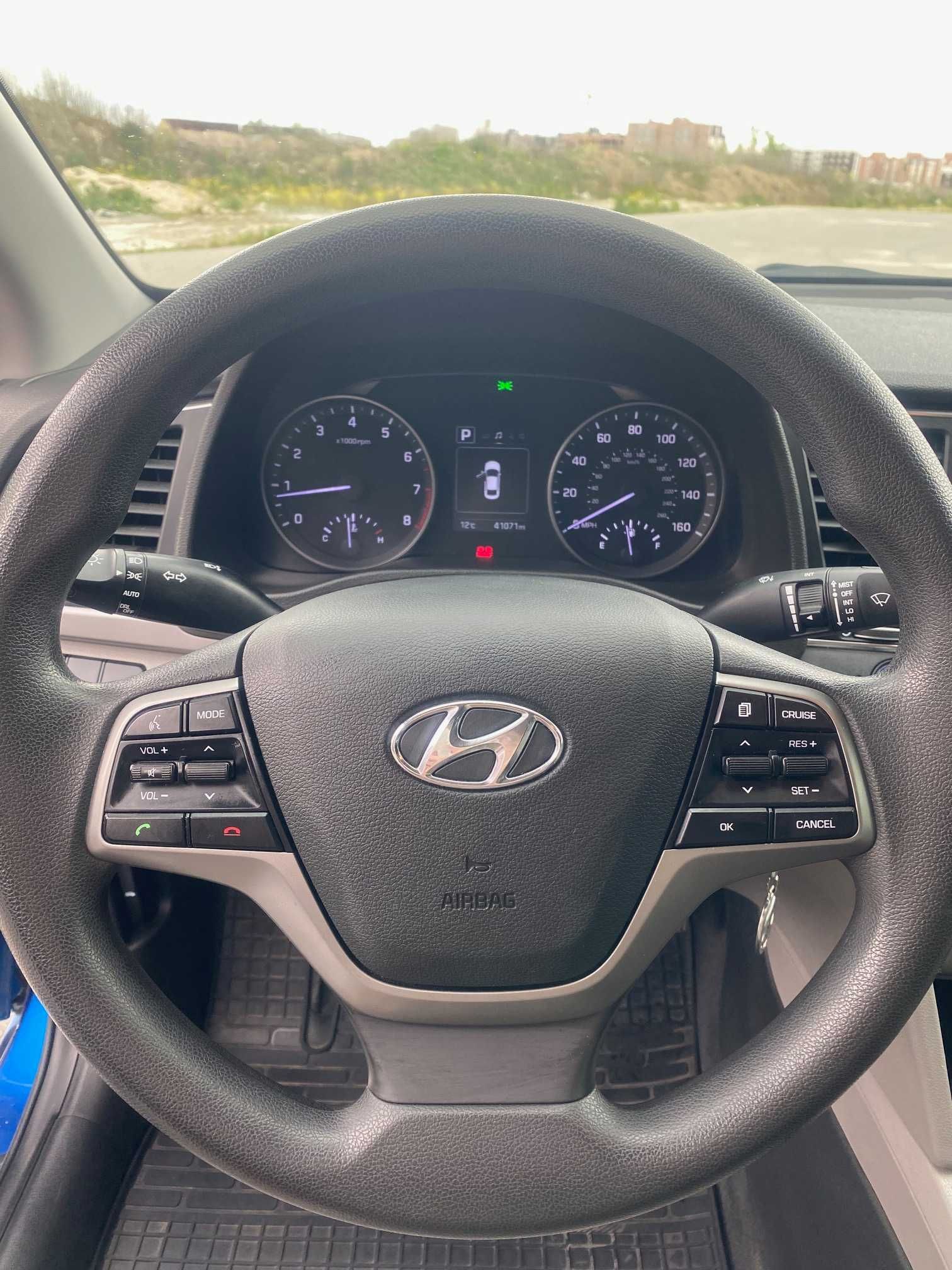 Hyundai Elantra 2017