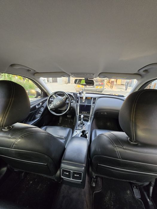 Infiniti Q50 2.2D