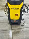 Myjka Stanley SXPW 14 uszkodzony