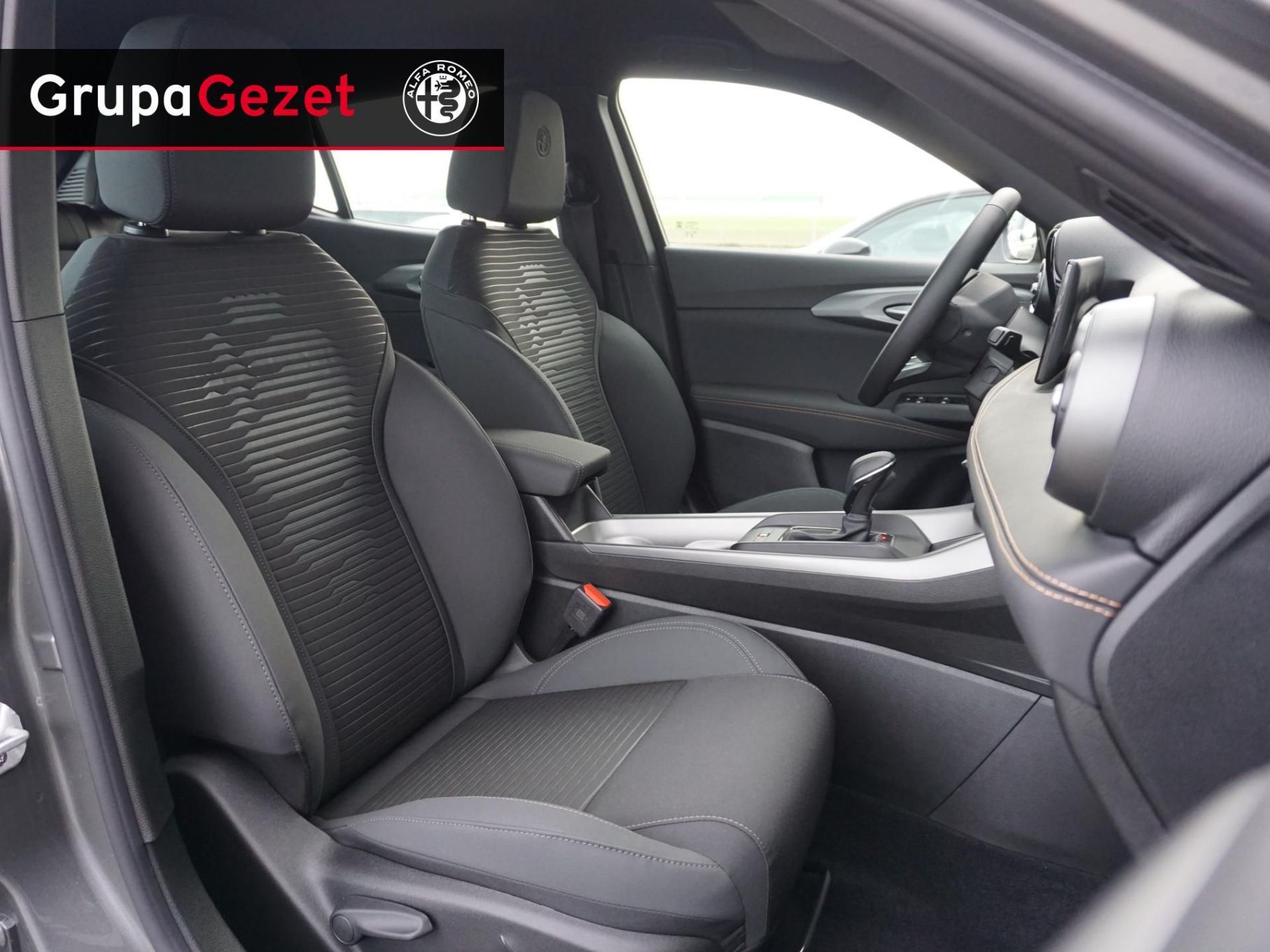 Alfa Romeo Tonale Sprint 1.5 T4 180KM DCT7 Mild-Hybrid Vesuvio Grey - szary