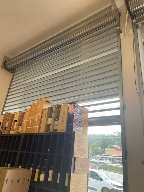 Grades de ferro para comércio
