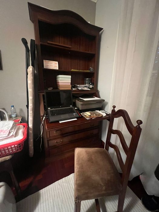 Escravaninha em madeira