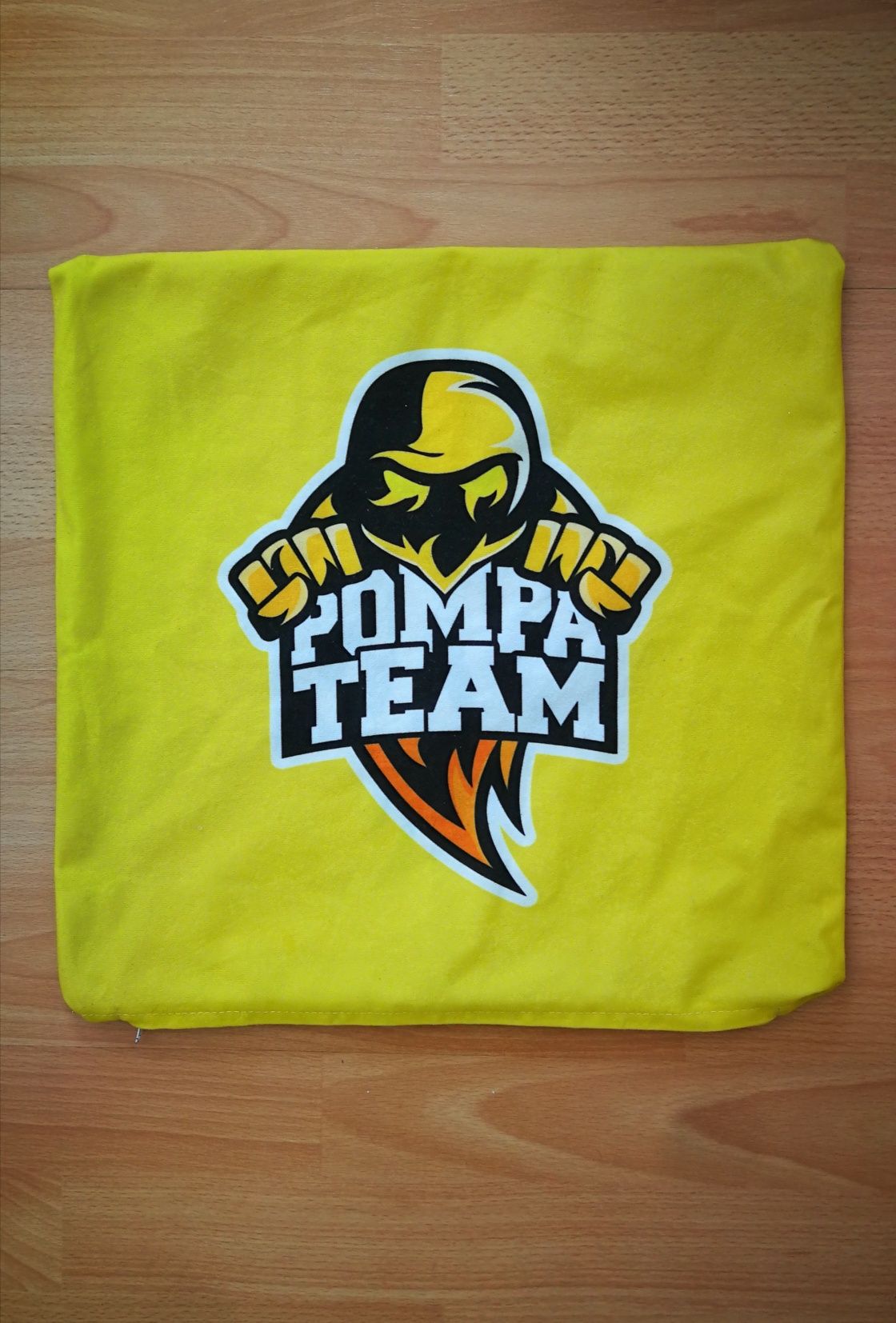 Poszewka na poduszkę pompa team