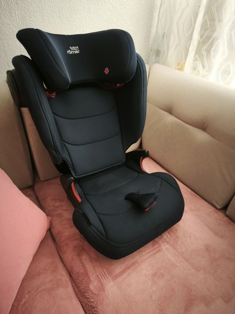 Fotelik samochodowy Britax ISOFIX !