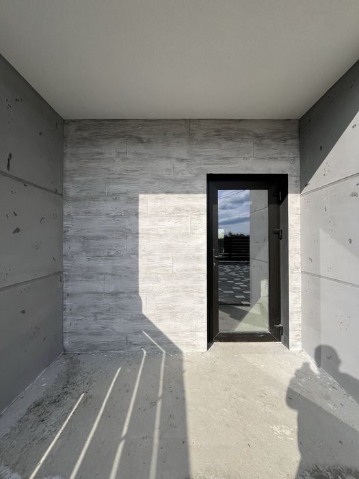 Продається дуплекс з гаражом. Земельна ділянка 5 сотих