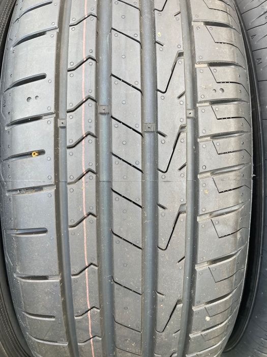 Шини   215/65/17