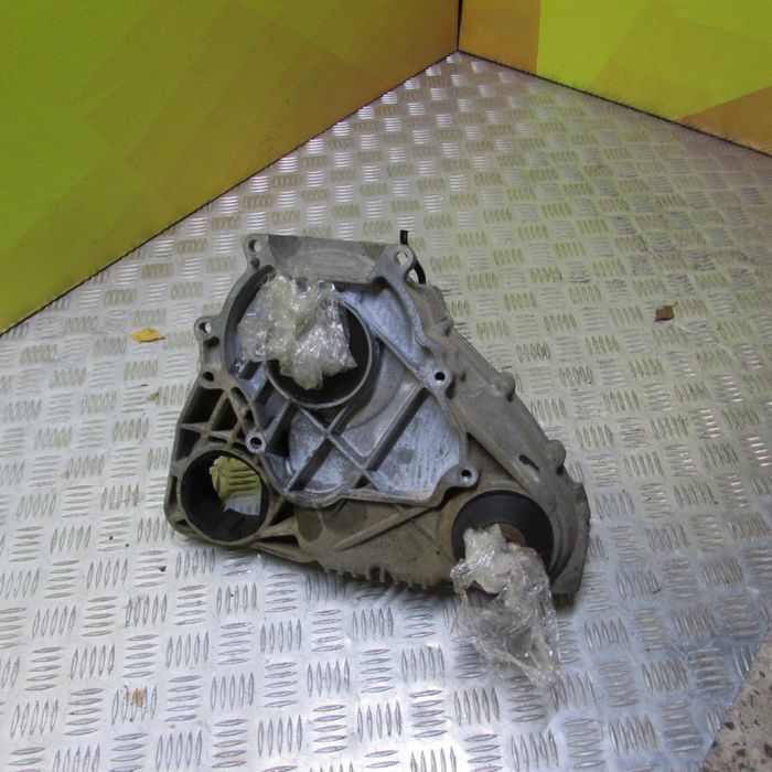 Роздавальна коробка БМВ Х5 Е70 Роздатка BMW X5 E70 Разборка бмв е70