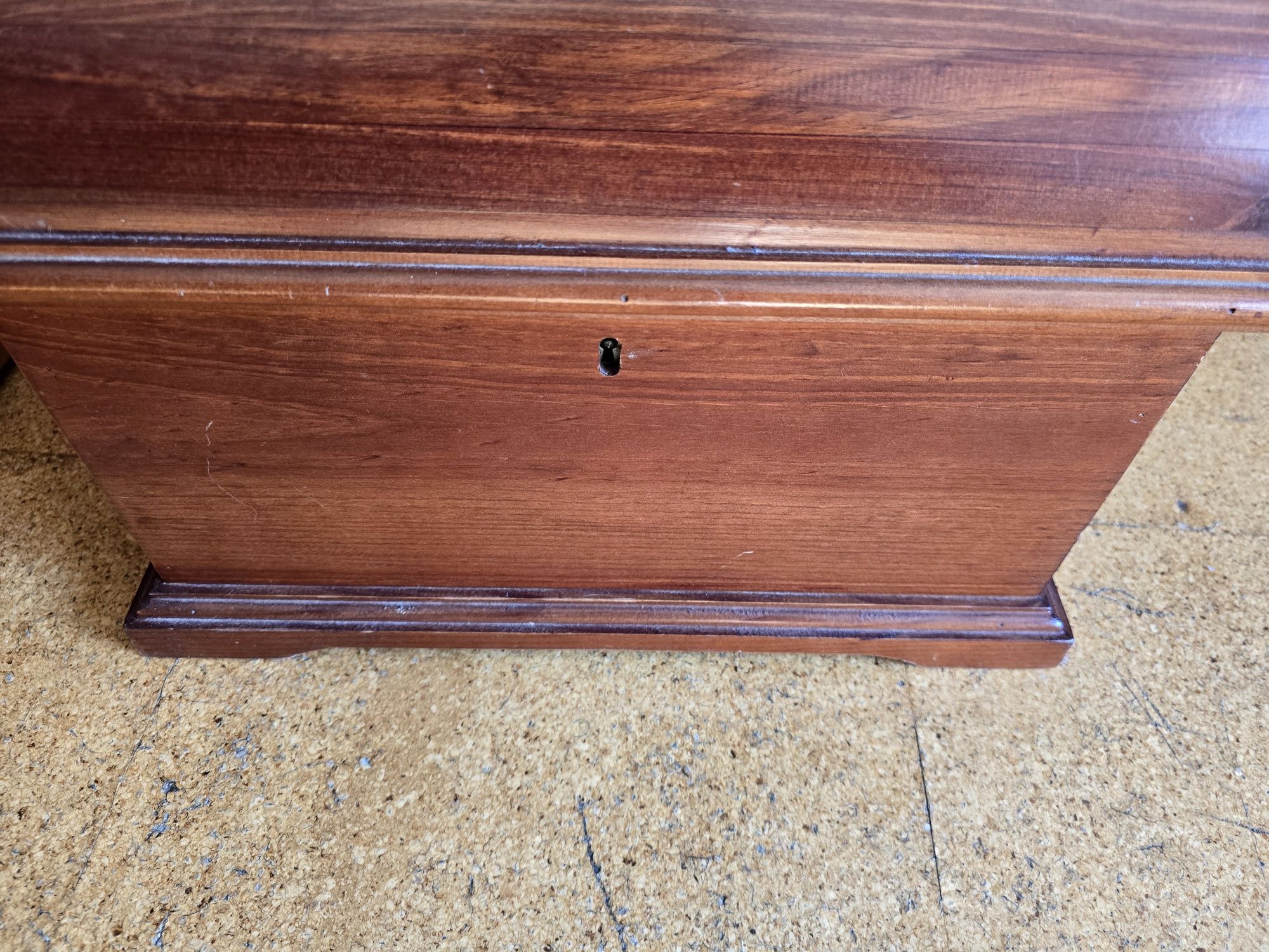 Vendo Baús de madeira