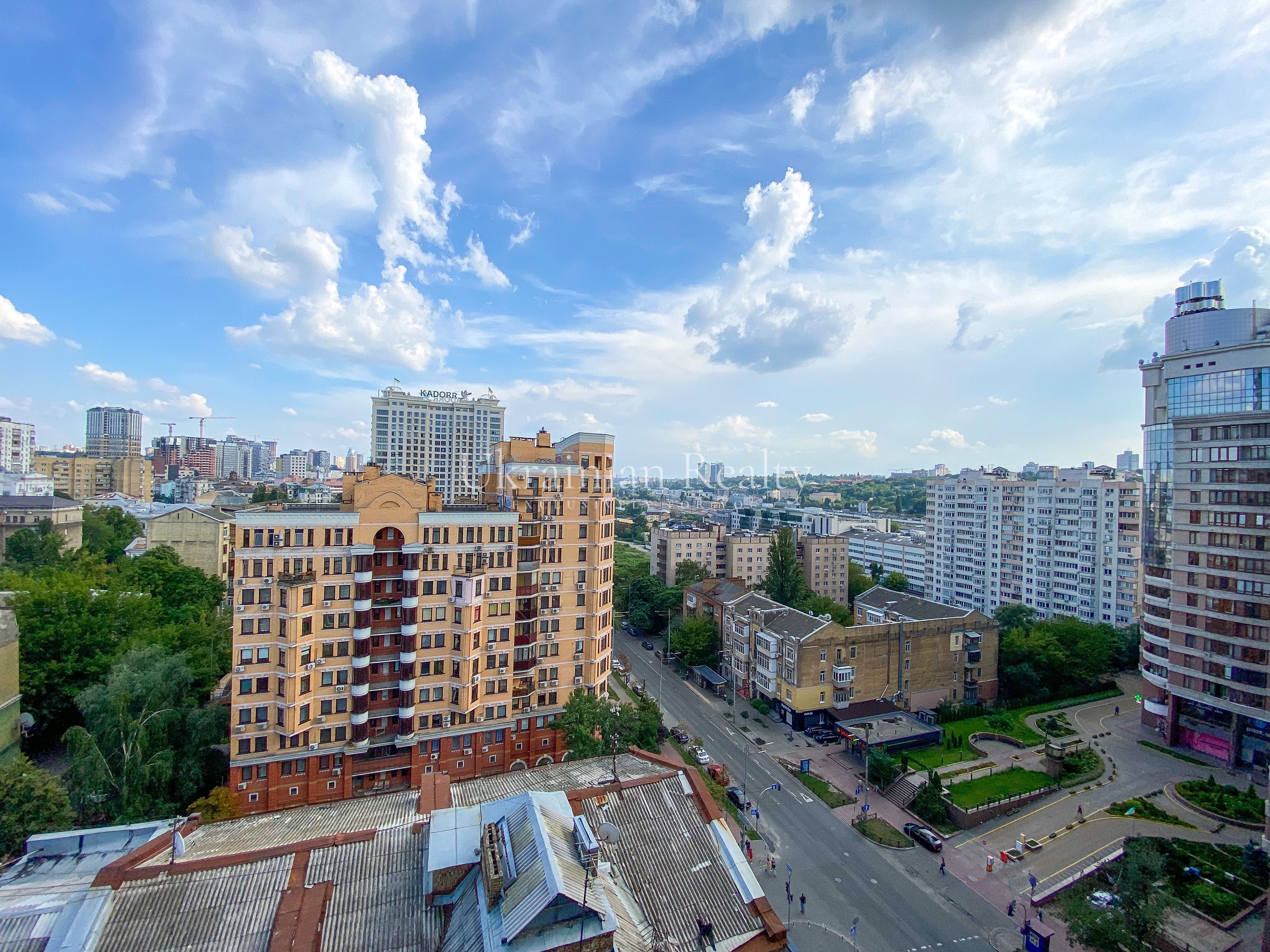 2к квартира з паркінгом ЖК AuRoom вул. Паньківська/ Жилянська, 20/82