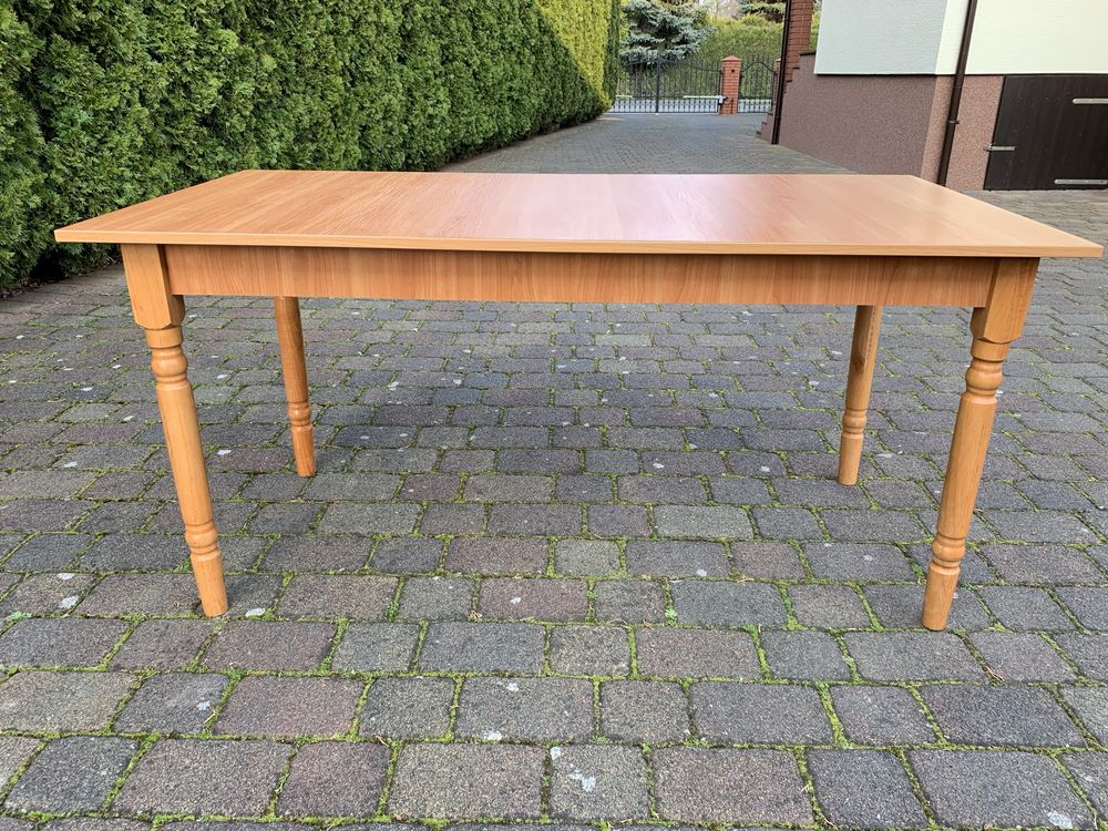 Stół drewniany o wym. 80,5x161x77 cm w kolorze olcha
