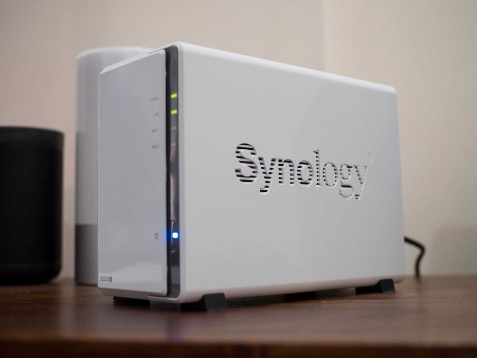 serwer NAS Synology ds220j + 2x Western Digital WD RED 1 TB HDD 3,5"