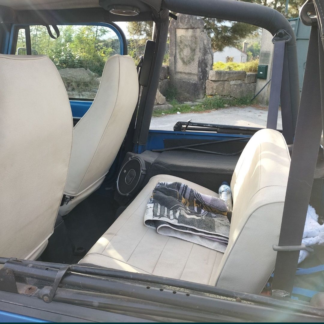 Jeep Wrangler 2.5 só 128000km