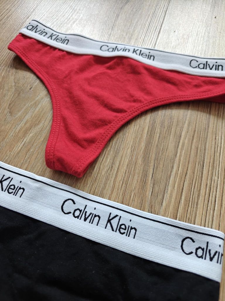 Stringi Calvin Klein