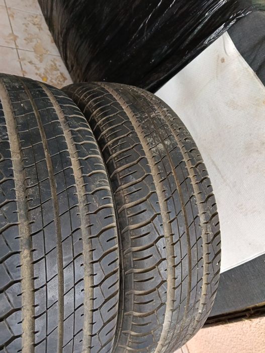 Para opon 205,65,15" Dunlop SP Sport 200