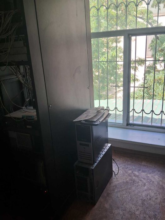 офис в центре с землей