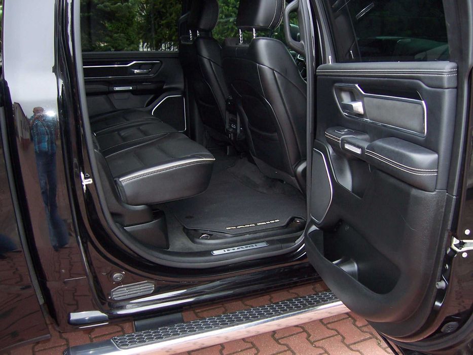 Auto do ślubu  i na imprezy RAM lub Maserati