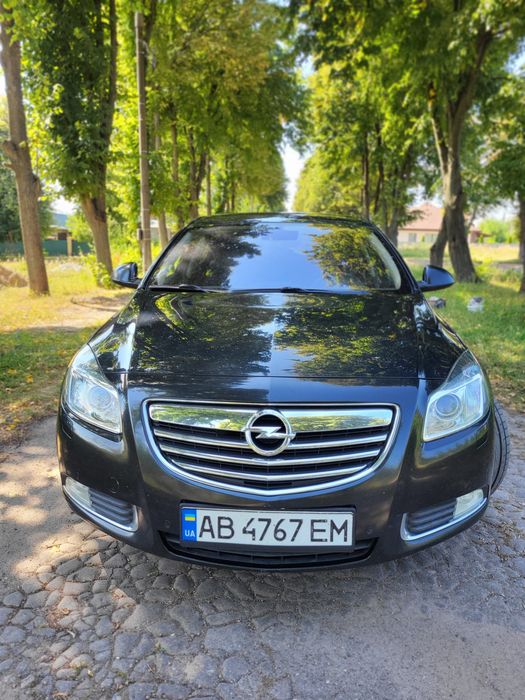 В продажіOpel інсігнія 2010р. 2..0 BITURBO