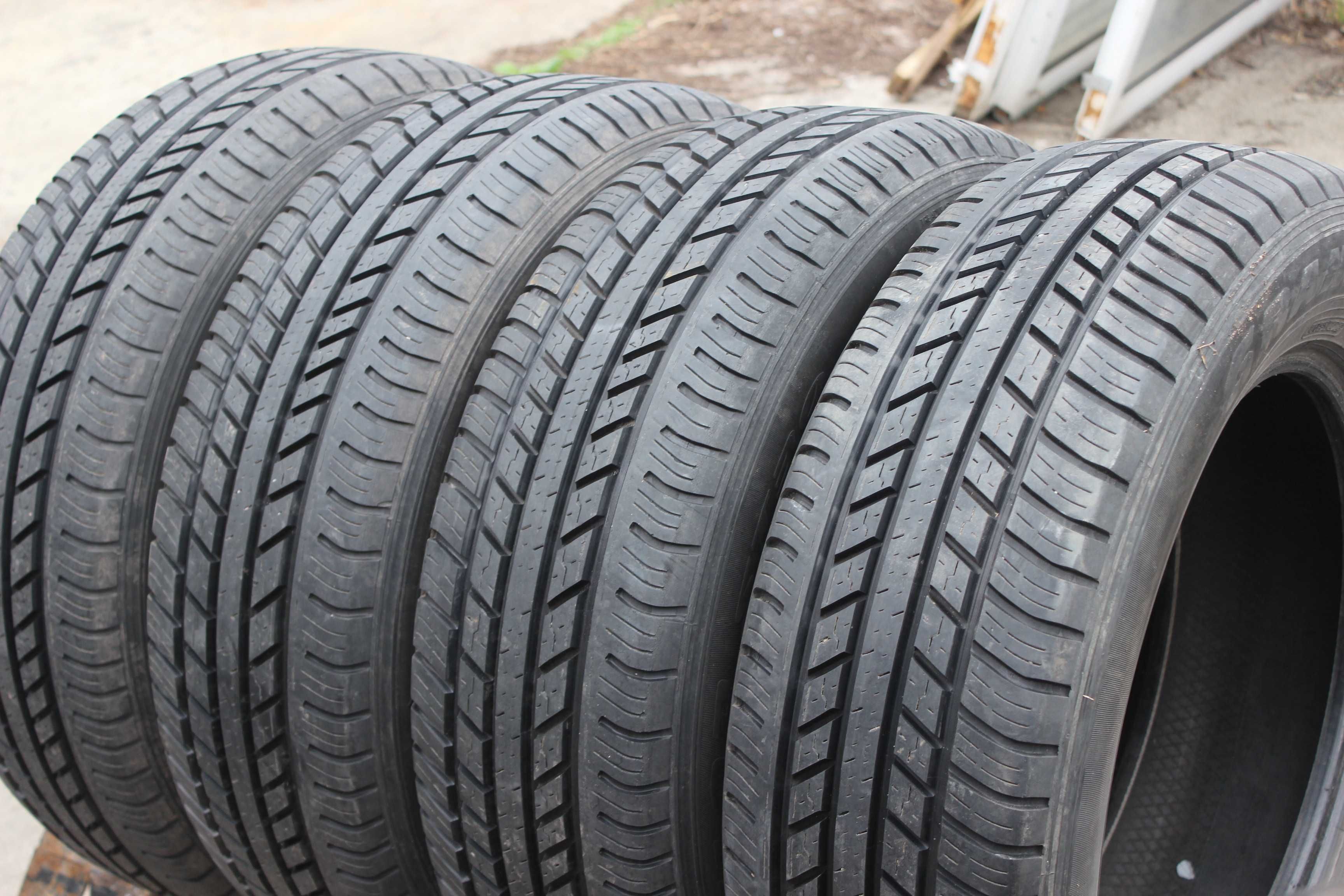 225-65-R17 DUNLOP GRANDTREK комплект летней резины GERMANY