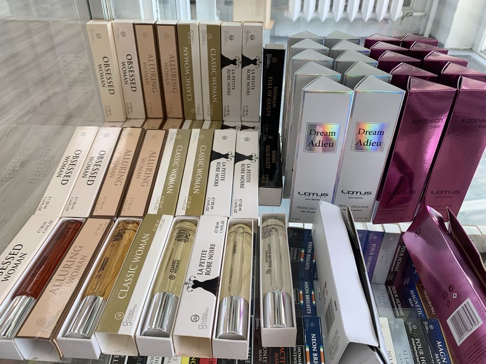 Perfumy perfumetki 33ml 20 szt OKAZJA 5zł szt różne